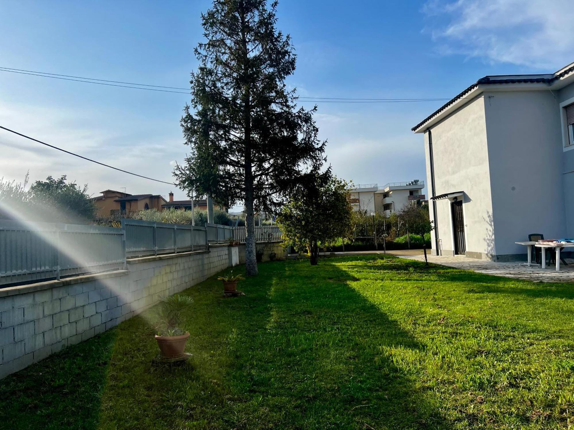 A Casa Di Marco Guesthouse - Apt Di Ciampino E Stazione Per Roma Маріно Екстер'єр фото